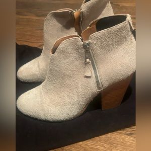 Rag & Bone suede booties (41)